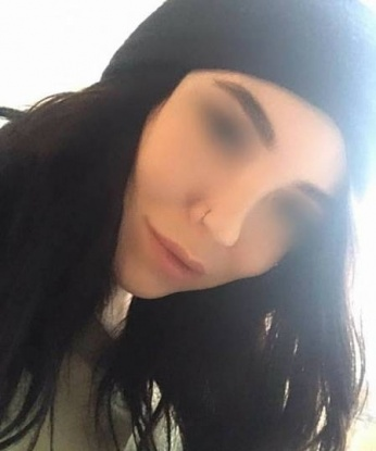 Соблазнительная девушка с огненной страстью и безупречной внешностью готова исполнить твои самые сокровенные желания. Позволь себе немного разврата! 945, 25 лет